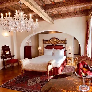 Отель Alchymist Castle *****